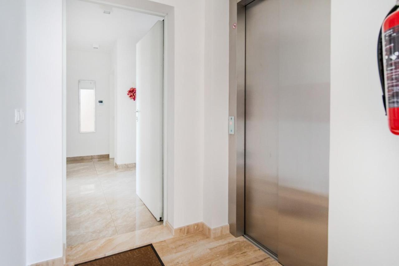 Solu Apartment Promajna Exterior foto